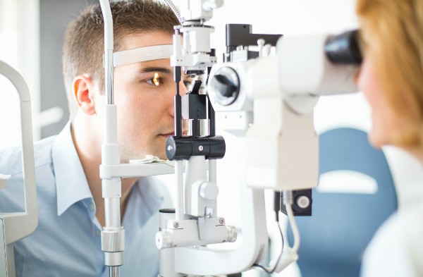 image of an opticians appointment